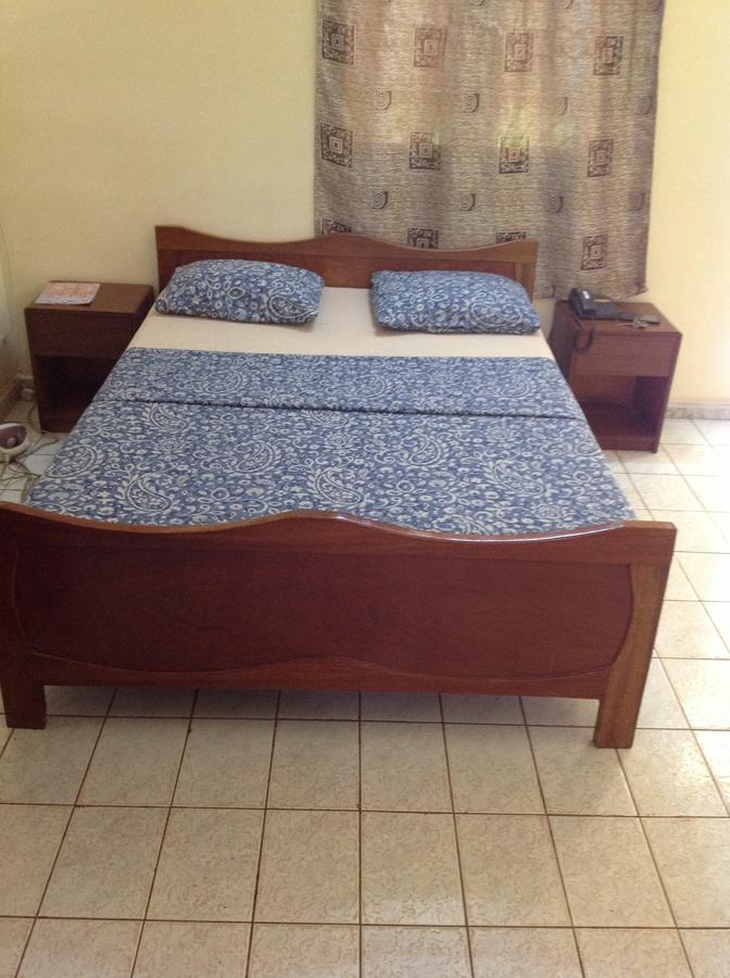 La Rose Des Sables Hotel Ouagadougou Luaran gambar