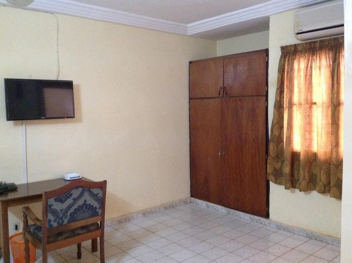 La Rose Des Sables Hotel Ouagadougou Luaran gambar