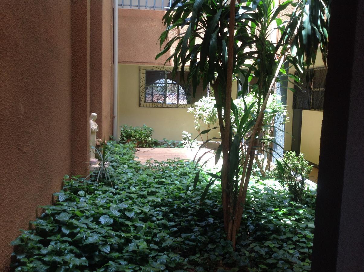 La Rose Des Sables Hotel Ouagadougou Luaran gambar